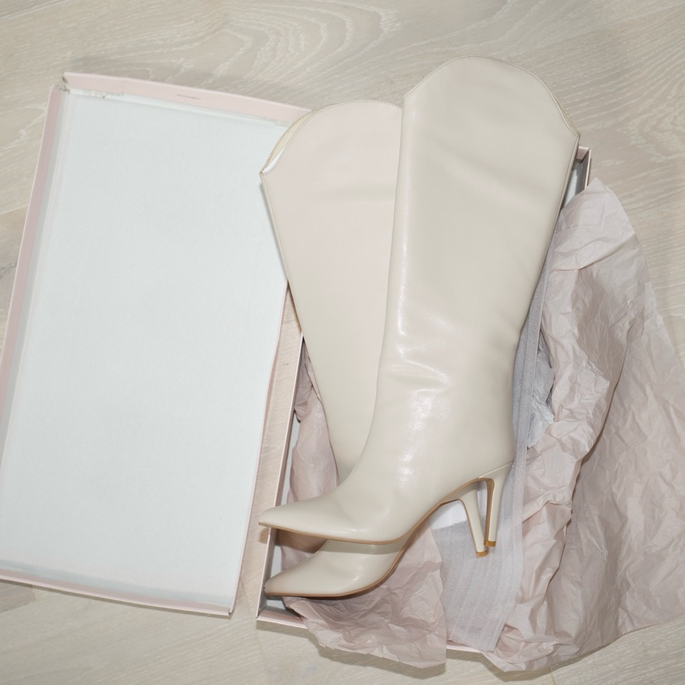 Chinese Laundry Fiora Boots Knee-High Boots Cream Size 7.5